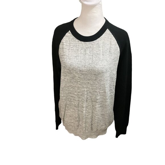 Banana Republic Women's Small Black & Gray Raglan Long Sleeve Sweater - Picture 1 of 4
